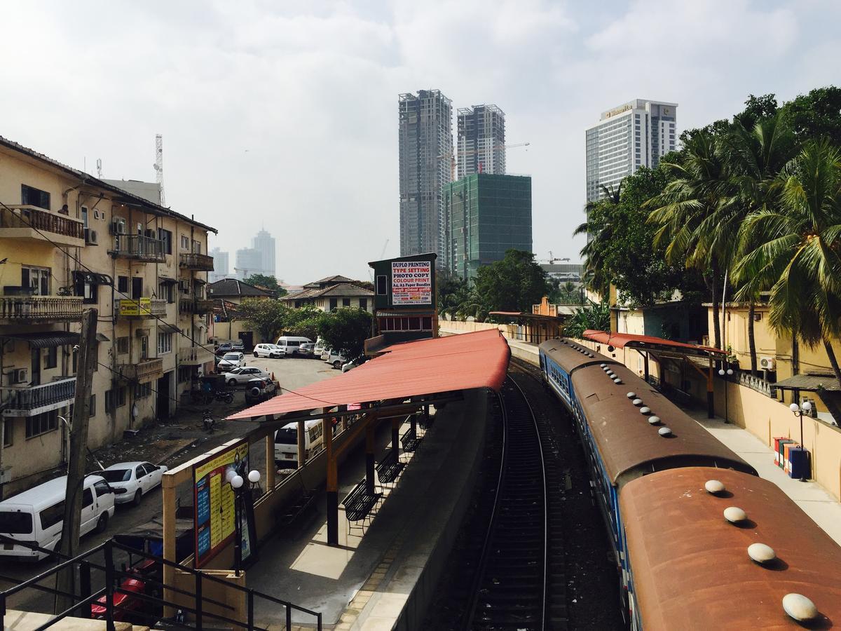 Colombo Downtown Monkey Backpackers Hostel Luaran gambar